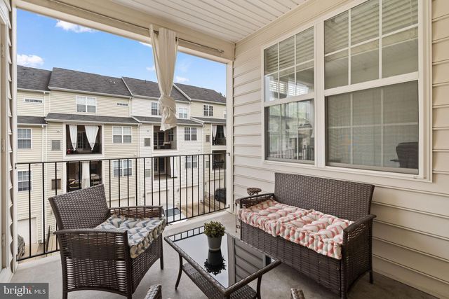 2254 MARGRAF CIR, Woodbridge, VA 22191