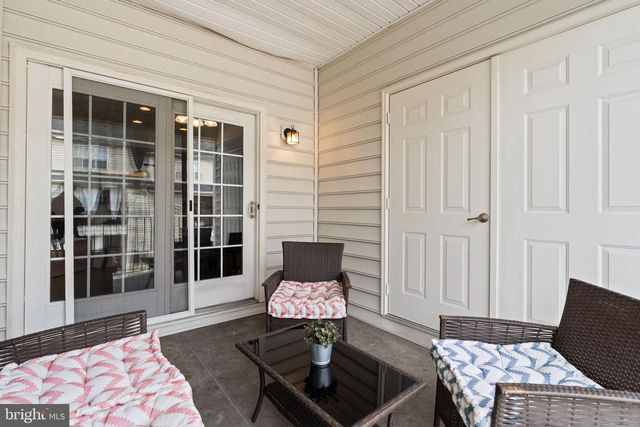 2254 MARGRAF CIR, Woodbridge, VA 22191