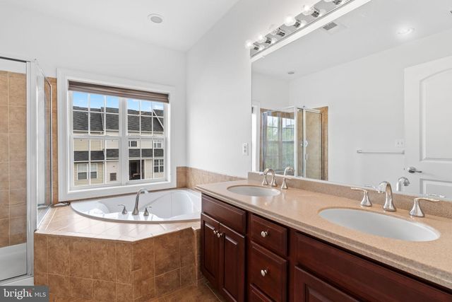 2254 MARGRAF CIR, Woodbridge, VA 22191