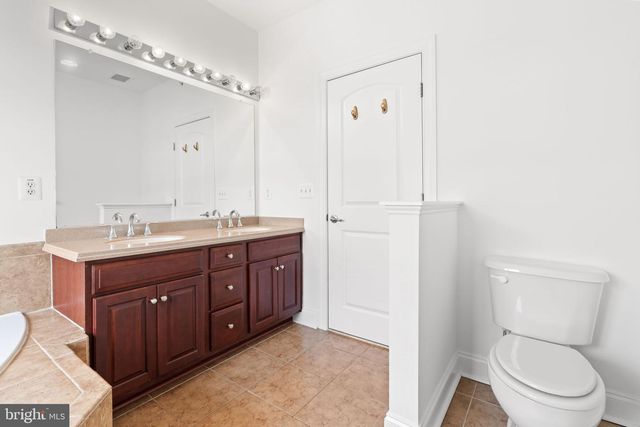 2254 MARGRAF CIR, Woodbridge, VA 22191