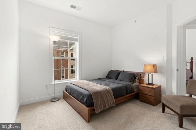 2254 MARGRAF CIR, Woodbridge, VA 22191