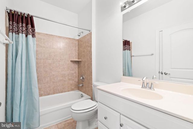 2254 MARGRAF CIR, Woodbridge, VA 22191