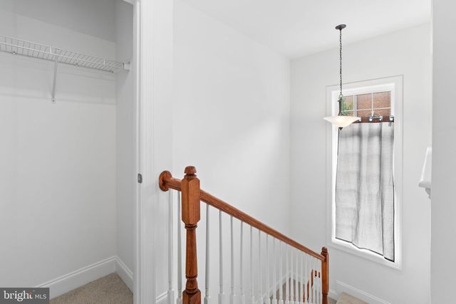 2254 MARGRAF CIR, Woodbridge, VA 22191