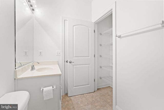 2254 MARGRAF CIR, Woodbridge, VA 22191