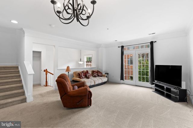 2254 MARGRAF CIR, Woodbridge, VA 22191