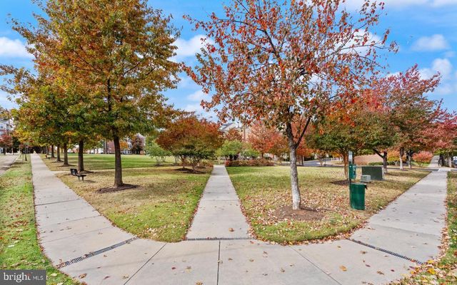 2254 MARGRAF CIR, Woodbridge, VA 22191