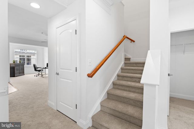 2254 MARGRAF CIR, Woodbridge, VA 22191
