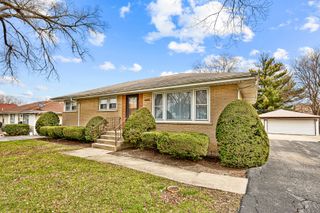 2701 Lee Street, Melrose Park, IL 60164
