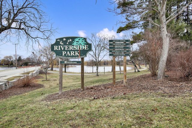 601 Labaree STREET, Watertown, WI 53094