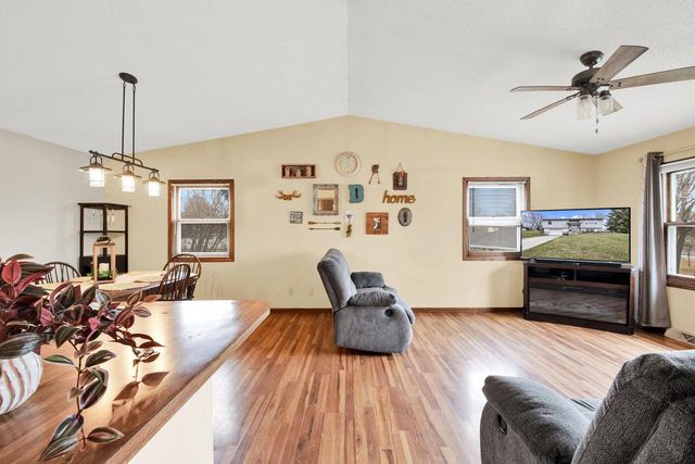 601 Labaree STREET, Watertown, WI 53094