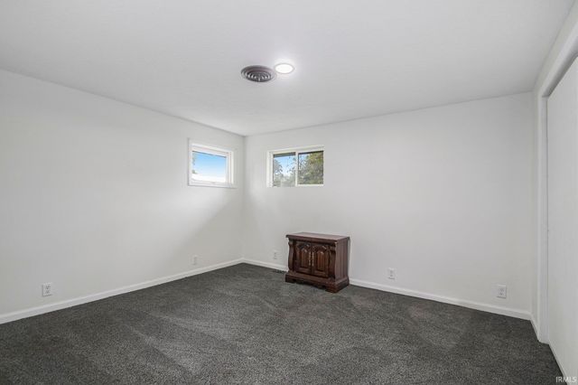 29929 Carolina Avenue, Elkhart, IN 46516