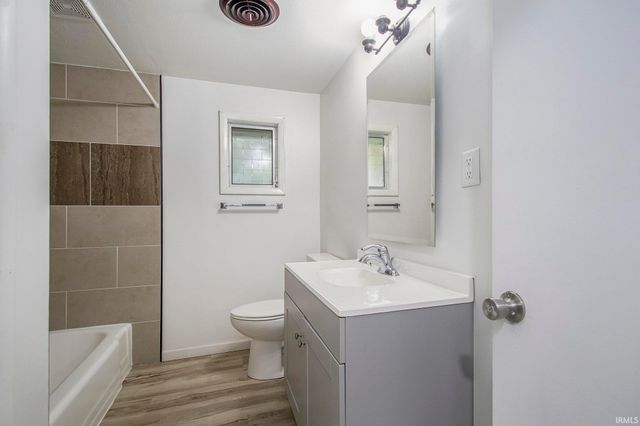 29929 Carolina Avenue, Elkhart, IN 46516