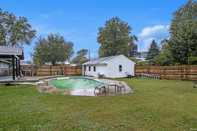 29929 Carolina Avenue, Elkhart, IN 46516