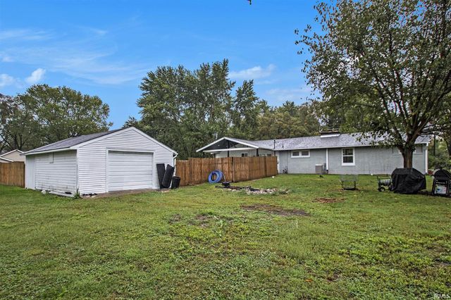 29929 Carolina Avenue, Elkhart, IN 46516