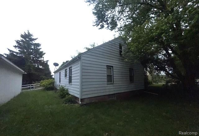 320 Rapid Street, Pontiac, MI 48341