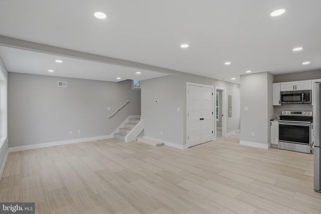117 RAILROAD AVE, Houston, DE 19954
