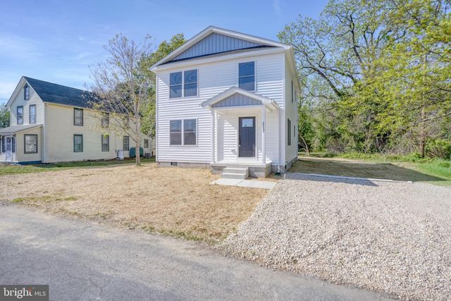 117 RAILROAD AVE, Houston, DE 19954