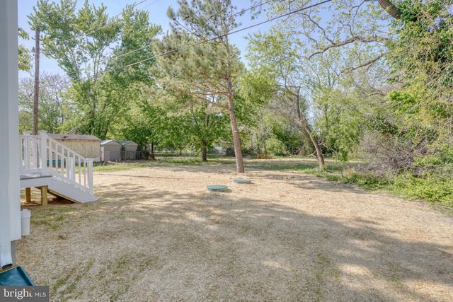 117 RAILROAD AVE, Houston, DE 19954