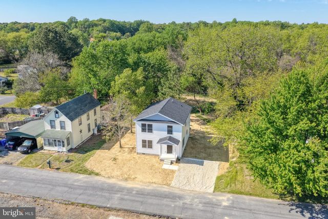 117 RAILROAD AVE, Houston, DE 19954