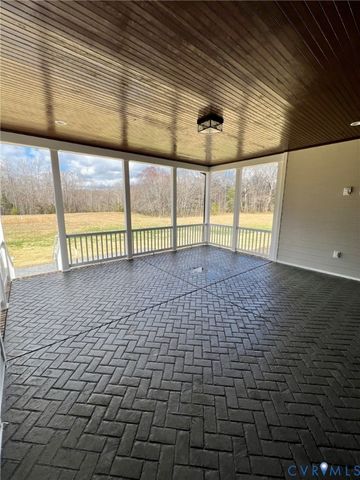 4945 Hundley Pl, Mechanicsville, VA 23111