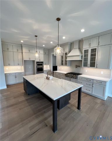 4945 Hundley Pl, Mechanicsville, VA 23111