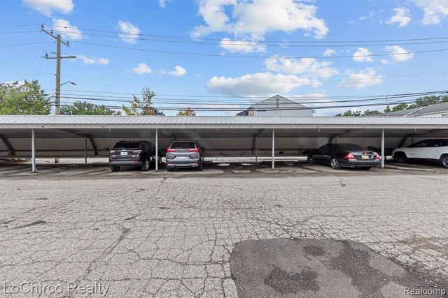 2377 Walton Boulevard 17, Rochester Hills, MI 48309