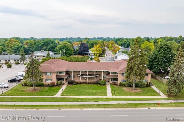 2377 Walton Boulevard 17, Rochester Hills, MI 48309