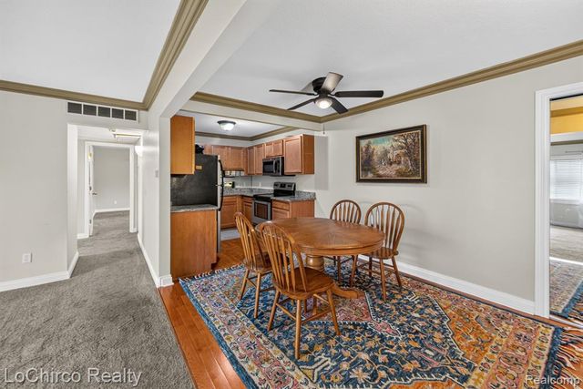 2377 Walton Boulevard 17, Rochester Hills, MI 48309