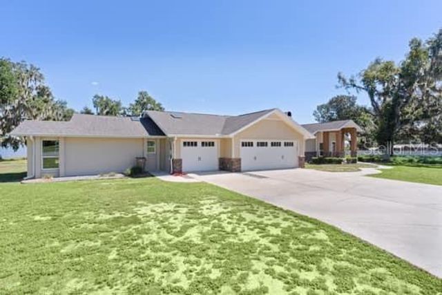 34240 ROSA LANE, Fruitland Park, FL 34731
