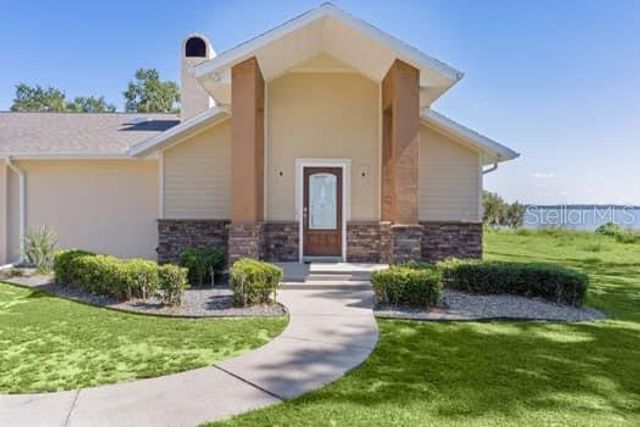 34240 ROSA LANE, Fruitland Park, FL 34731