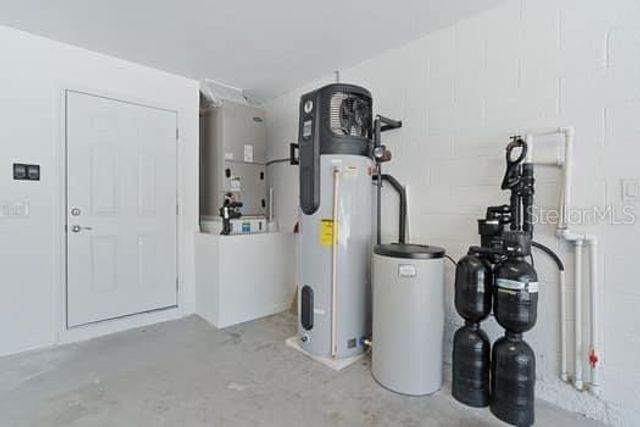 34240 ROSA LANE, Fruitland Park, FL 34731