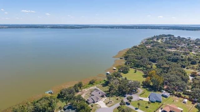 34240 ROSA LANE, Fruitland Park, FL 34731