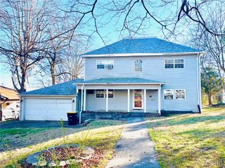106 East Young Street, Doniphan, MO 63935