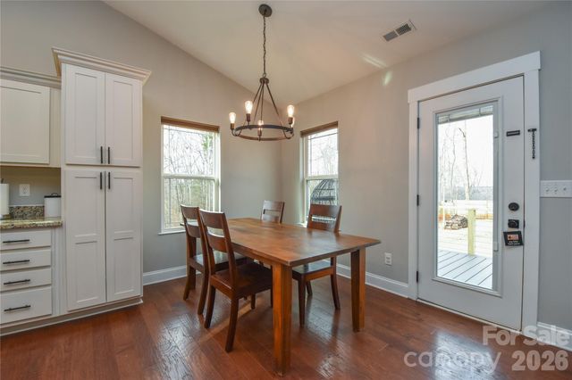 1809 Megan Ann Lane, Lincolnton, NC 28092