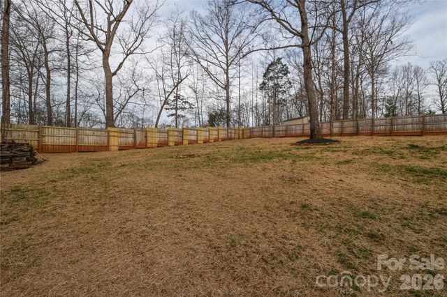 1809 Megan Ann Lane, Lincolnton, NC 28092
