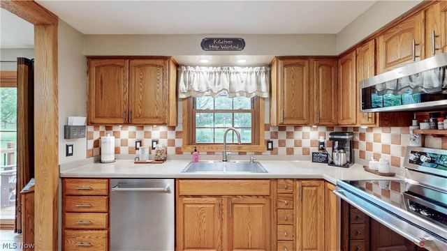 4409 Dudley Road, Mantua, OH 44255