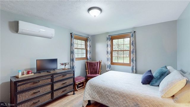 4409 Dudley Road, Mantua, OH 44255