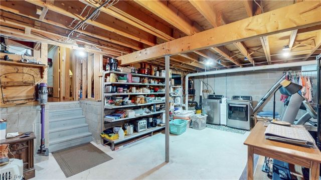 4409 Dudley Road, Mantua, OH 44255