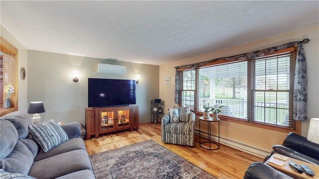 4409 Dudley Road, Mantua, OH 44255