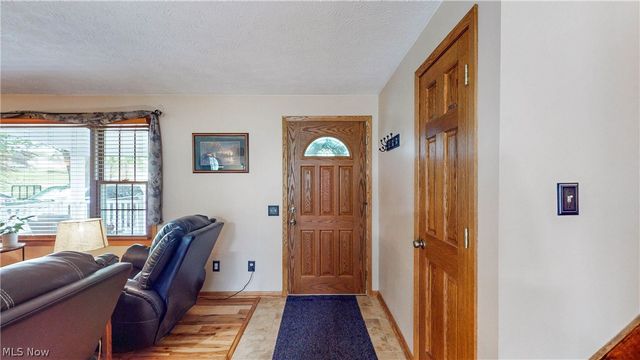 4409 Dudley Road, Mantua, OH 44255