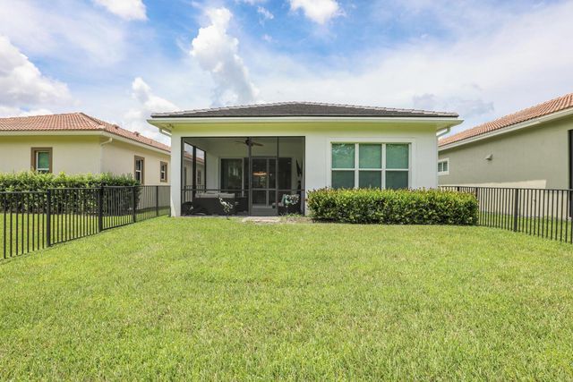 11587 SW Visconti Way, Port St Lucie, FL 34986