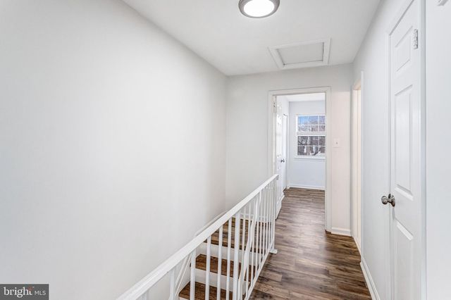 1856 FORT PULASKI CT, Dumfries, VA 22026