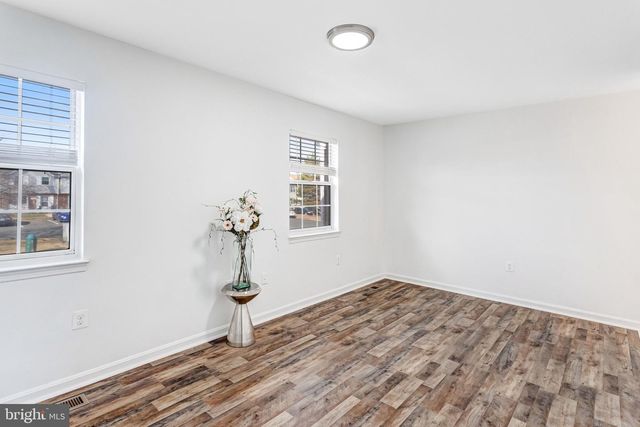 1856 FORT PULASKI CT, Dumfries, VA 22026