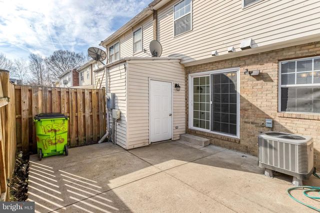 1856 FORT PULASKI CT, Dumfries, VA 22026