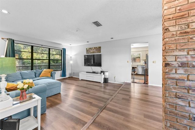 98 MARK DAVID COURT, Casselberry, FL 32707