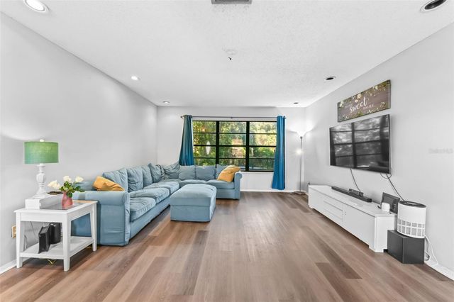 98 MARK DAVID COURT, Casselberry, FL 32707