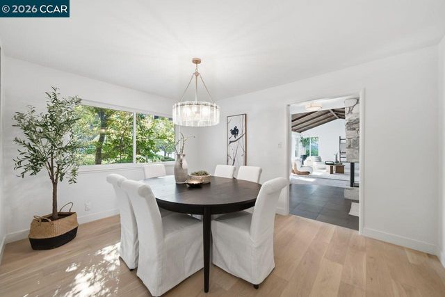 559 Old Orchard Dr, Danville, CA 94526