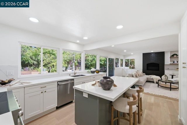 559 Old Orchard Dr, Danville, CA 94526