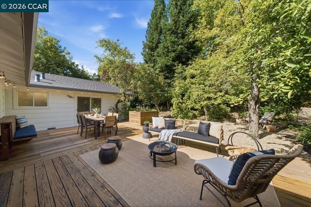 559 Old Orchard Dr, Danville, CA 94526