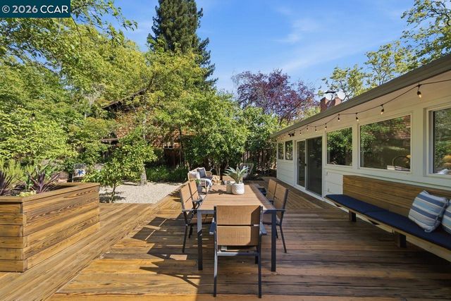 559 Old Orchard Dr, Danville, CA 94526